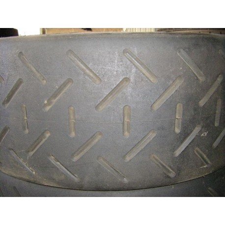 PNEU RALLYE PLUIE 200/650R18 PNEU RALLYE PLUIE 200/650R18